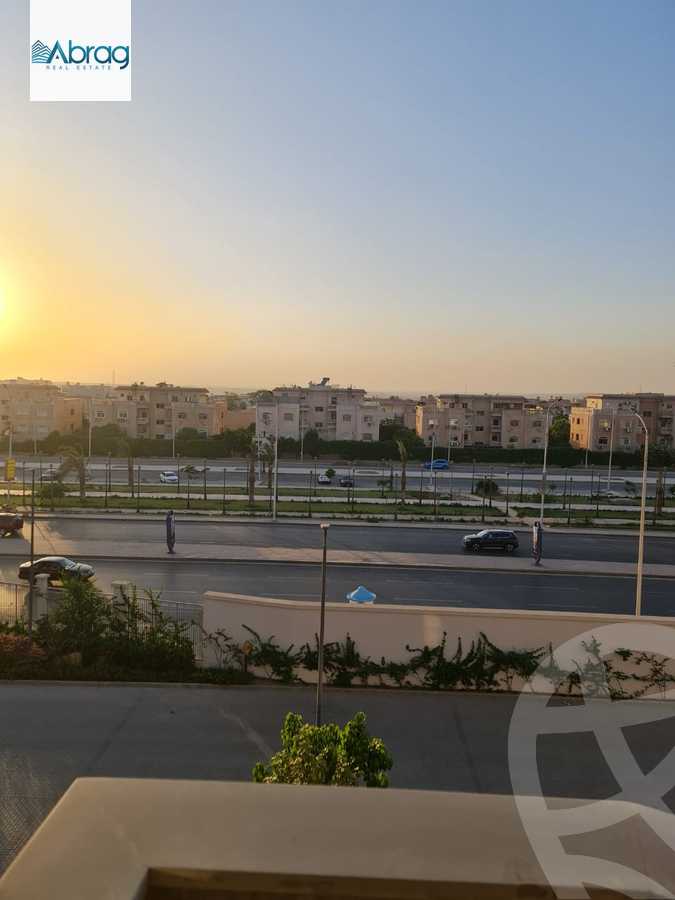 https://aqarmap.com.eg/en/listing/4171169-for-sale-cairo-6th-of-october-compound-aeon