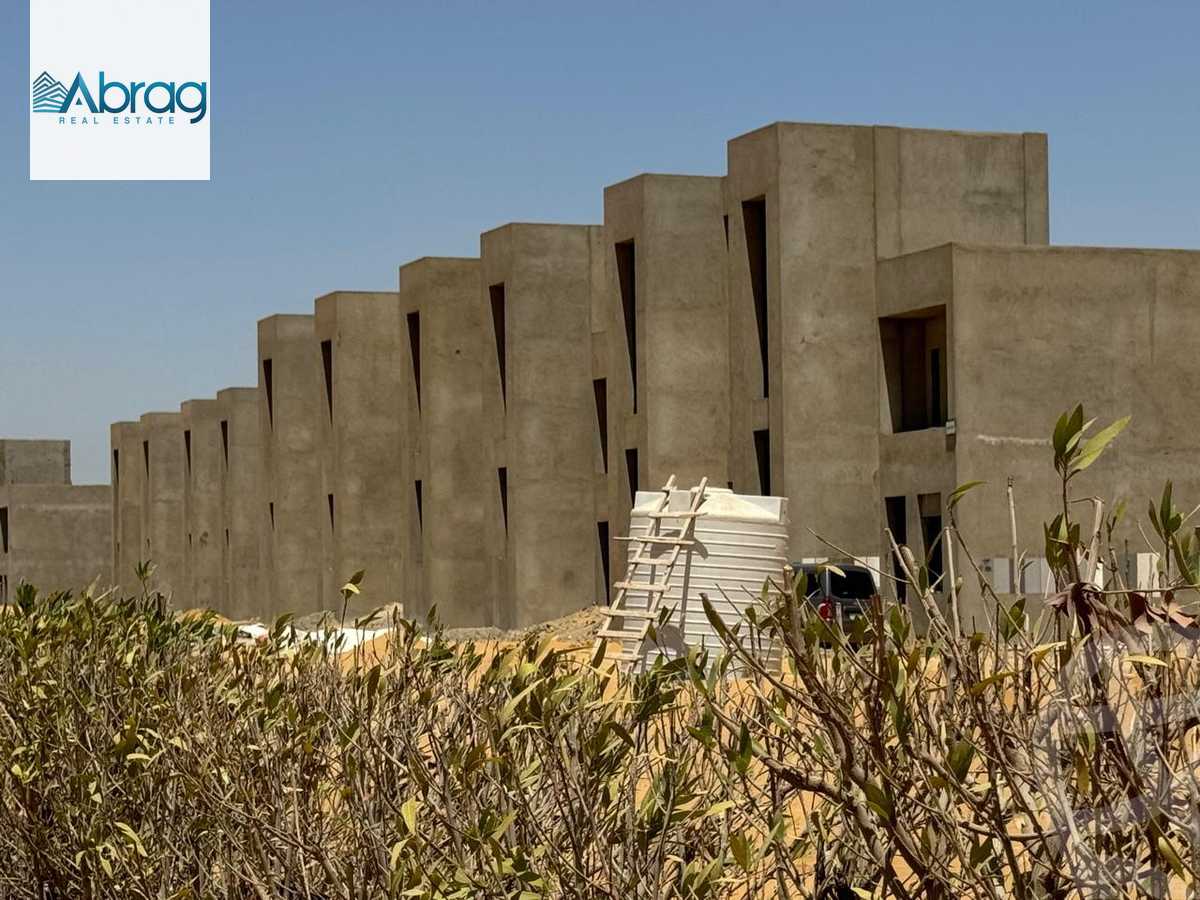 https://aqarmap.com.eg/ar/listing/5664376-for-sale-cairo-el-sheikh-zayed-city-lshykh-zyd-ljdyd-zayard-north-strike-compound-palmier