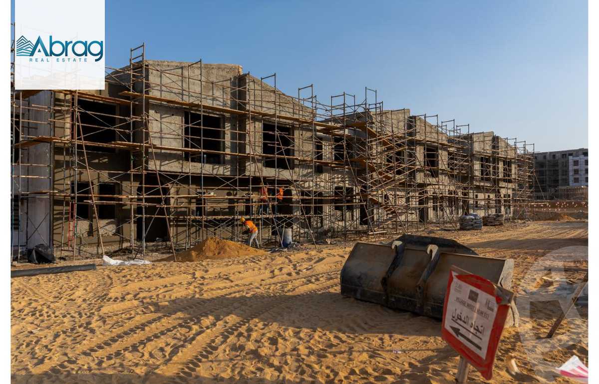 https://aqarmap.com.eg/en/listing/5810864-for-sale-cairo-el-sheikh-zayed-city-compounds-kmbwnd-fyldj-wyst-dr-llttwyr
