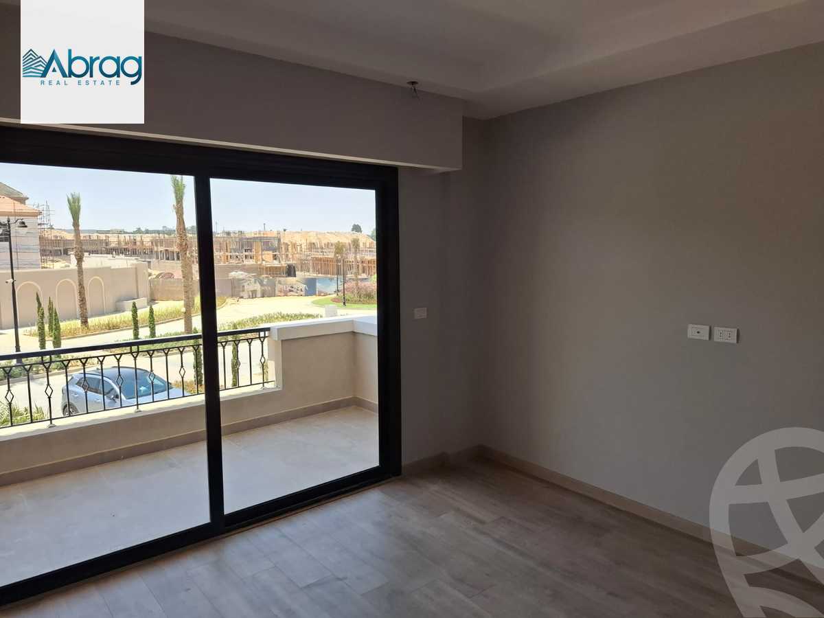 https://aqarmap.com.eg/en/listing/6165891-for-sale-cairo-el-sheikh-zayed-city-compounds-kmbwnd-fyldj-wyst-dr-llttwyr