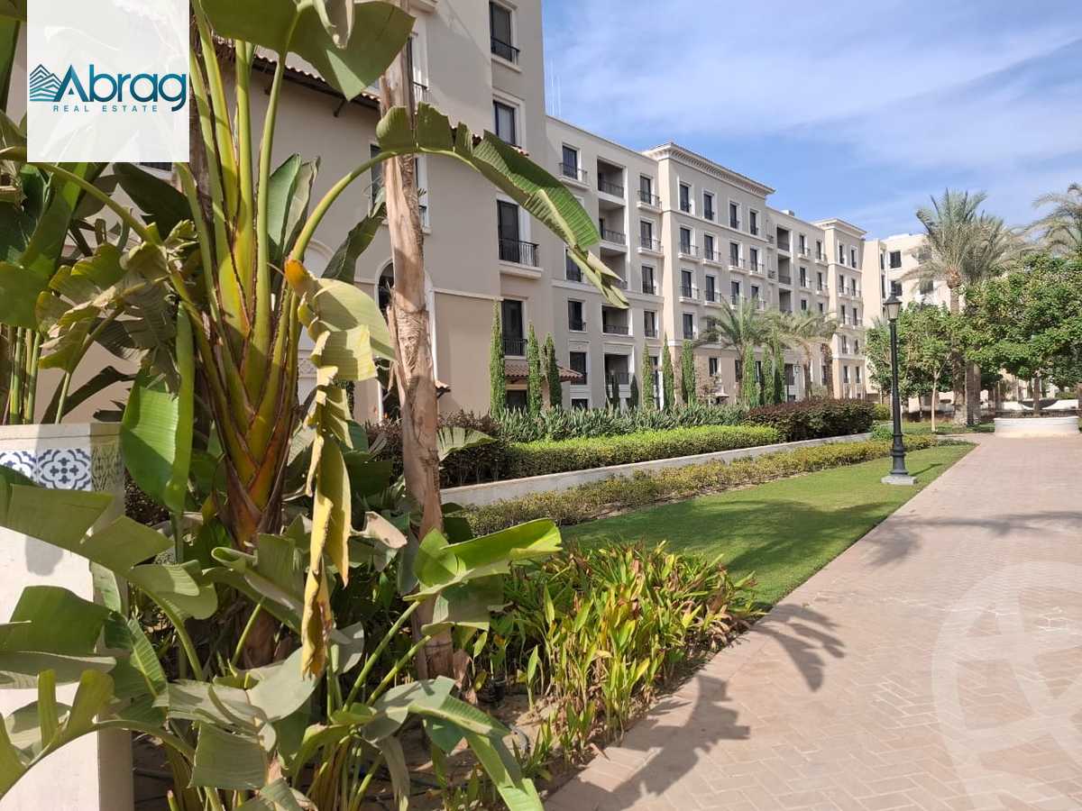 https://aqarmap.com.eg/ar/listing/6553499-for-sale-cairo-el-sheikh-zayed-city-compounds-kmbwnd-fyldj-wyst-dr-llttwyr