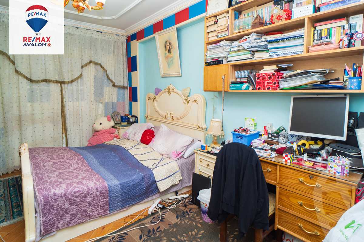 https://aqarmap.com.eg/en/listing/4095885-for-sale-alexandria-zezenia-ibrahim-el-attar-st