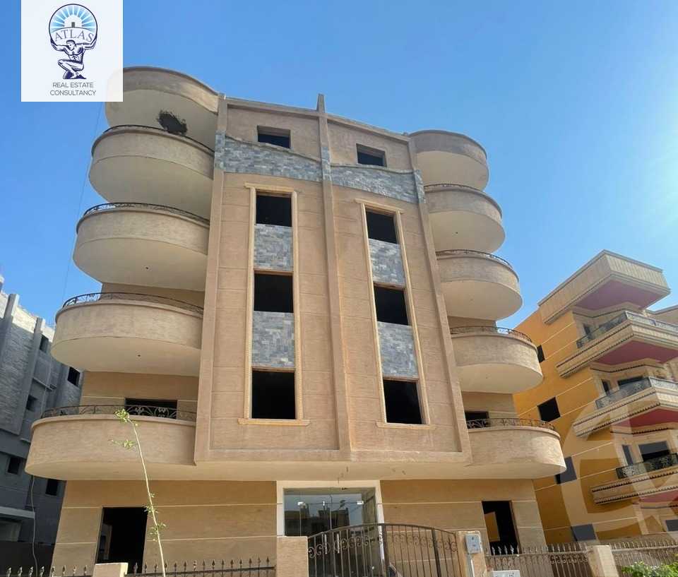 https://aqarmap.com.eg/ar/listing/3715178-for-sale-cairo-new-cairo-north-investors-mahmoud-al-sharif-st