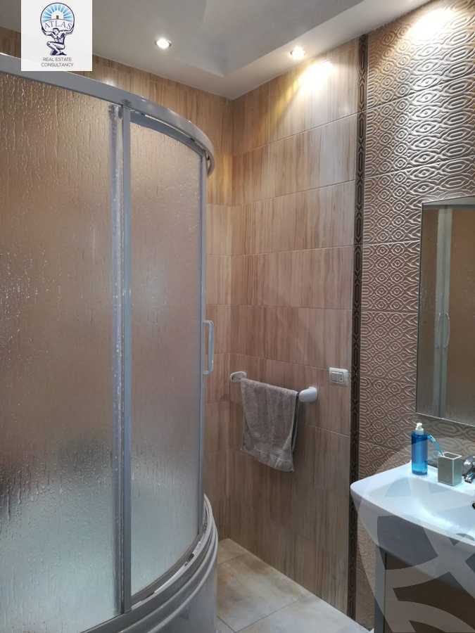 https://aqarmap.com.eg/ar/listing/3700975-for-sale-cairo-new-cairo-sharq-el-akadamiya-al-tahrir-st