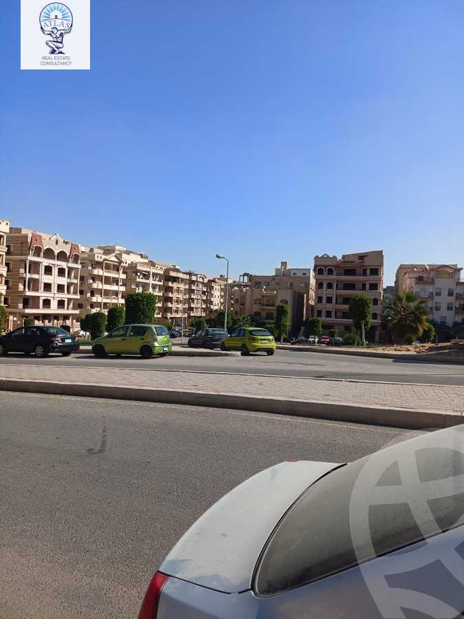https://aqarmap.com.eg/ar/listing/3833476-for-sale-cairo-new-cairo-ltjm-lkhms-el-ahyaa-fifth-neighborhood-akhnaton-st