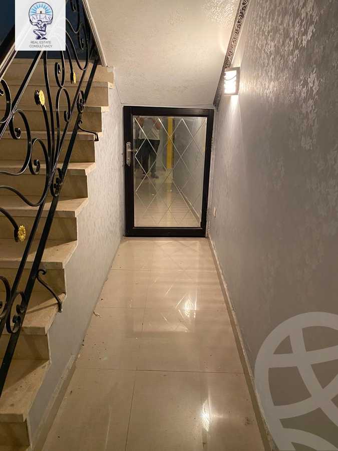 https://aqarmap.com.eg/en/listing/4038902-for-sale-cairo-new-cairo-sharq-el-akadamiya-ahmed-mohamed-al-hofi-st