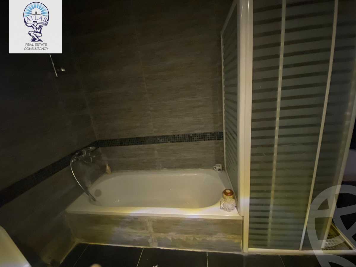 https://aqarmap.com.eg/en/listing/4038902-for-sale-cairo-new-cairo-sharq-el-akadamiya-ahmed-mohamed-al-hofi-st