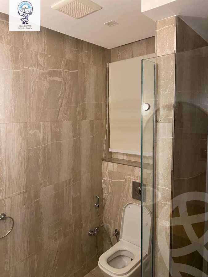 https://aqarmap.com.eg/en/listing/4193987-for-sale-cairo-new-cairo-compounds-hayati-residence