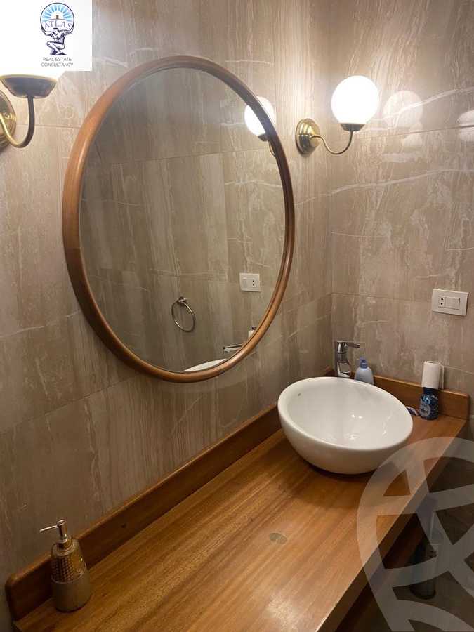 https://aqarmap.com.eg/en/listing/4193987-for-sale-cairo-new-cairo-compounds-hayati-residence