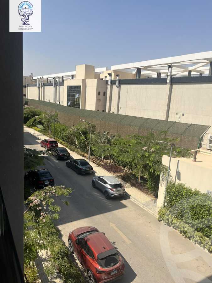 https://aqarmap.com.eg/en/listing/4211184-for-sale-cairo-new-cairo-compounds-midtown