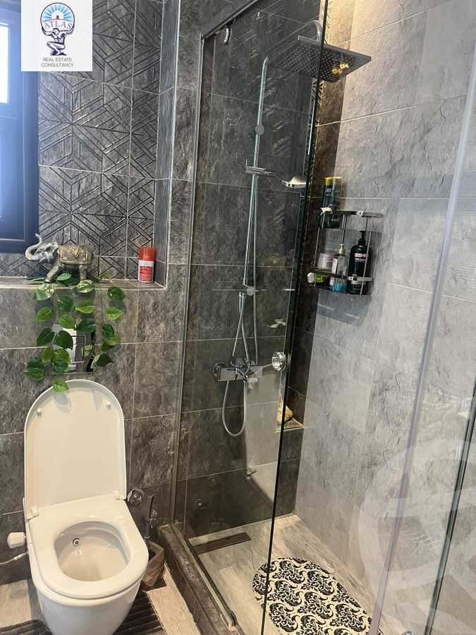 https://aqarmap.com.eg/en/listing/4211184-for-sale-cairo-new-cairo-compounds-midtown