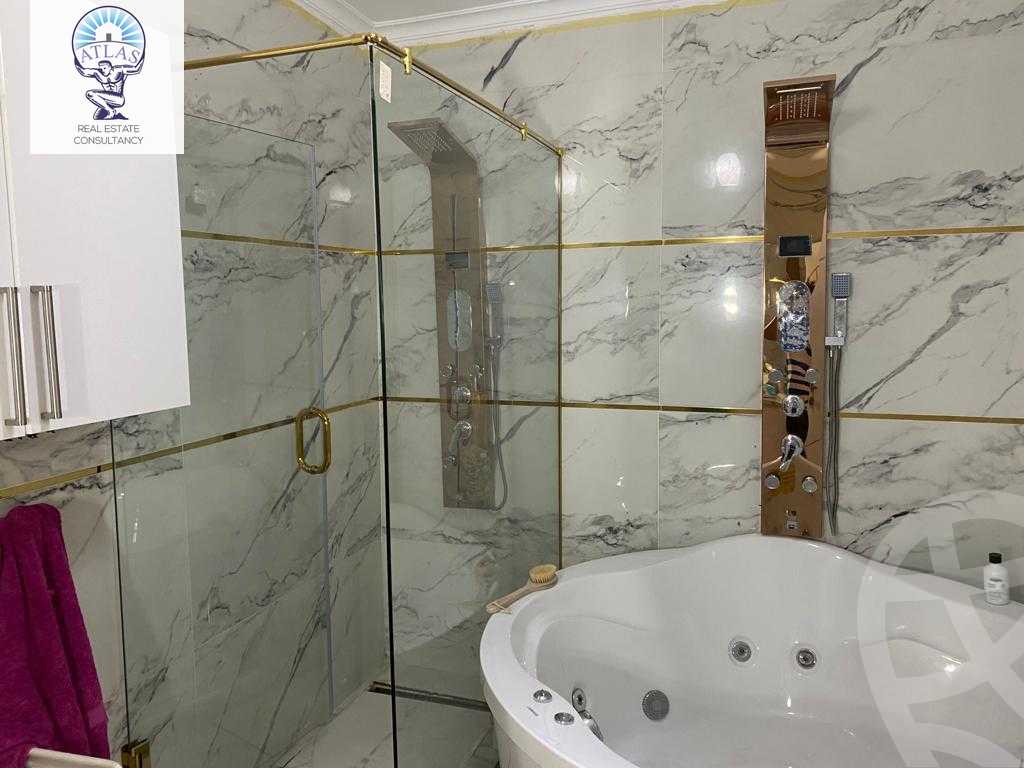 https://aqarmap.com.eg/en/listing/4299008-for-sale-cairo-new-cairo-compounds-moon-valley-2