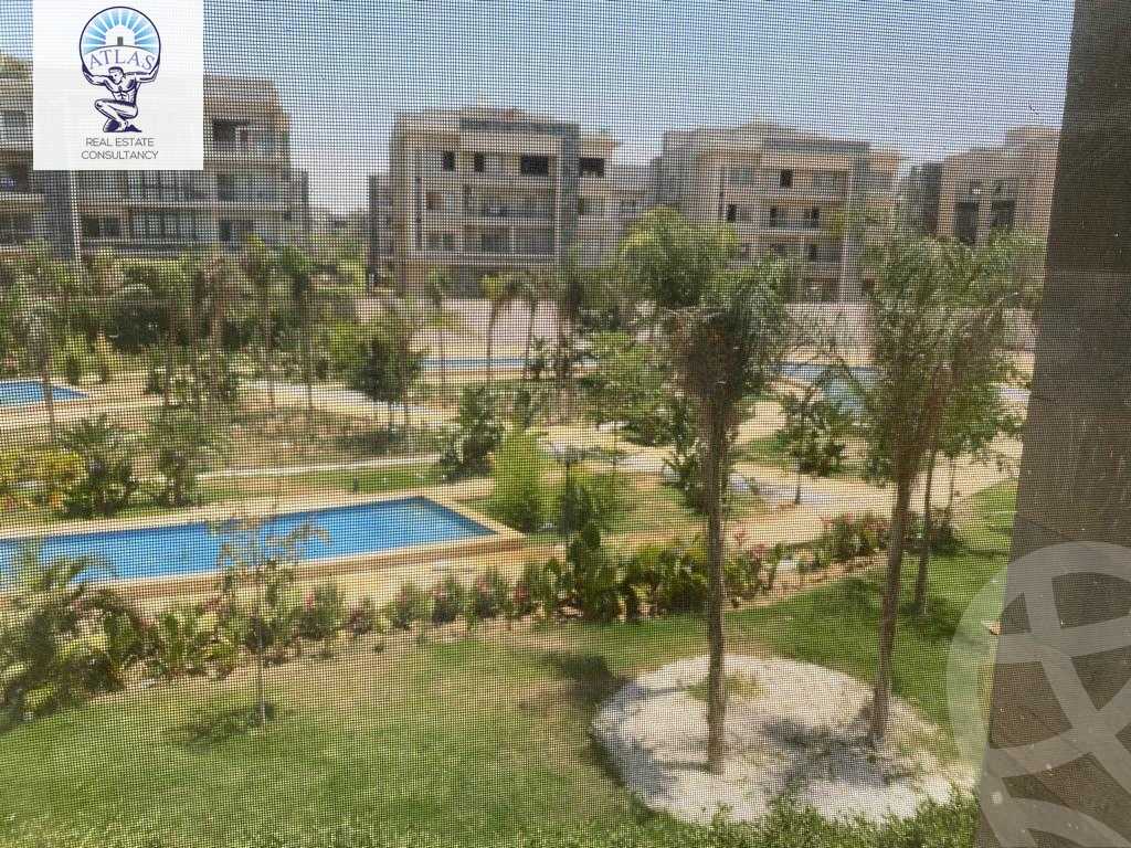 https://aqarmap.com.eg/en/listing/4299008-for-sale-cairo-new-cairo-compounds-moon-valley-2