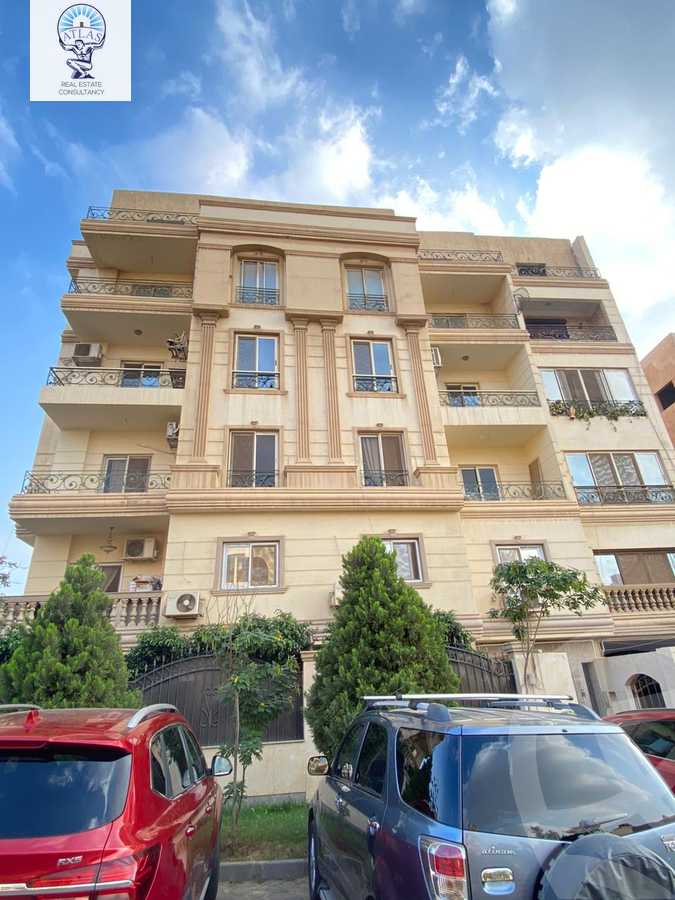 https://aqarmap.com.eg/en/listing/4346215-for-sale-new-cairo-gharb-arabella-doctor-hani-maher-st