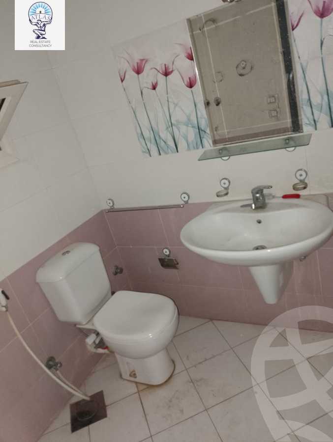 https://aqarmap.com.eg/ar/listing/5881877-for-sale-cairo-new-cairo-el-narges-el-narges-8-omar-makram-street