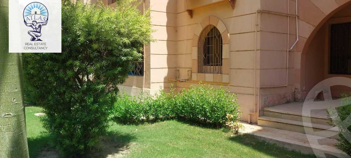 https://aqarmap.com.eg/ar/listing/5886027-for-sale-cairo-new-cairo-lrhb-city-phase-5-talaat-mostafa-st