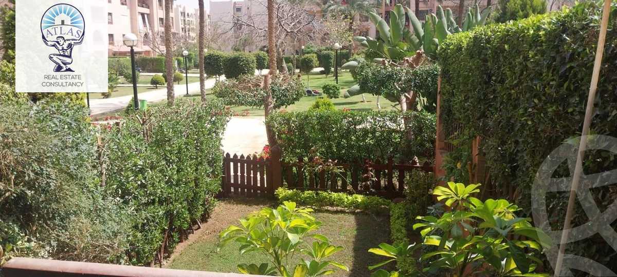 https://aqarmap.com.eg/ar/listing/5886027-for-sale-cairo-new-cairo-lrhb-city-phase-5-talaat-mostafa-st