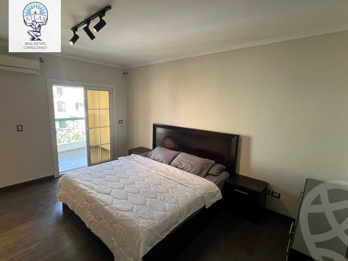https://aqarmap.com.eg/en/listing/5886438-for-sale-cairo-new-cairo-compounds-zizinia-city