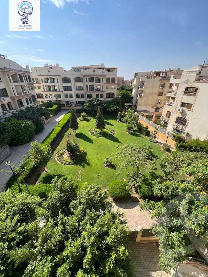 https://aqarmap.com.eg/en/listing/5886438-for-sale-cairo-new-cairo-compounds-zizinia-city