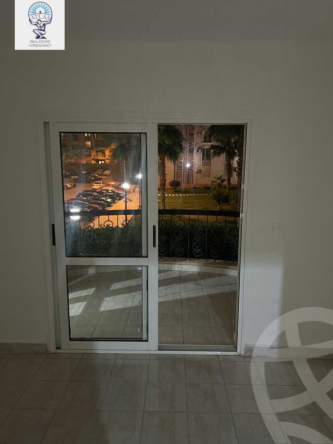 https://aqarmap.com.eg/en/listing/5900108-for-rent-cairo-new-cairo-lrhb-city-phase-2