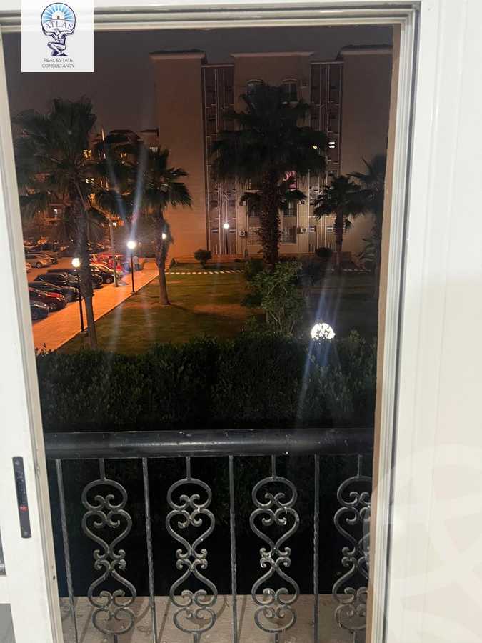 https://aqarmap.com.eg/en/listing/5900108-for-rent-cairo-new-cairo-lrhb-city-phase-2