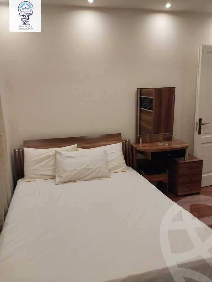 https://aqarmap.com.eg/en/listing/5900585-for-rent-cairo-new-cairo-lrhb-city-phase-1-ahmed-rami-st