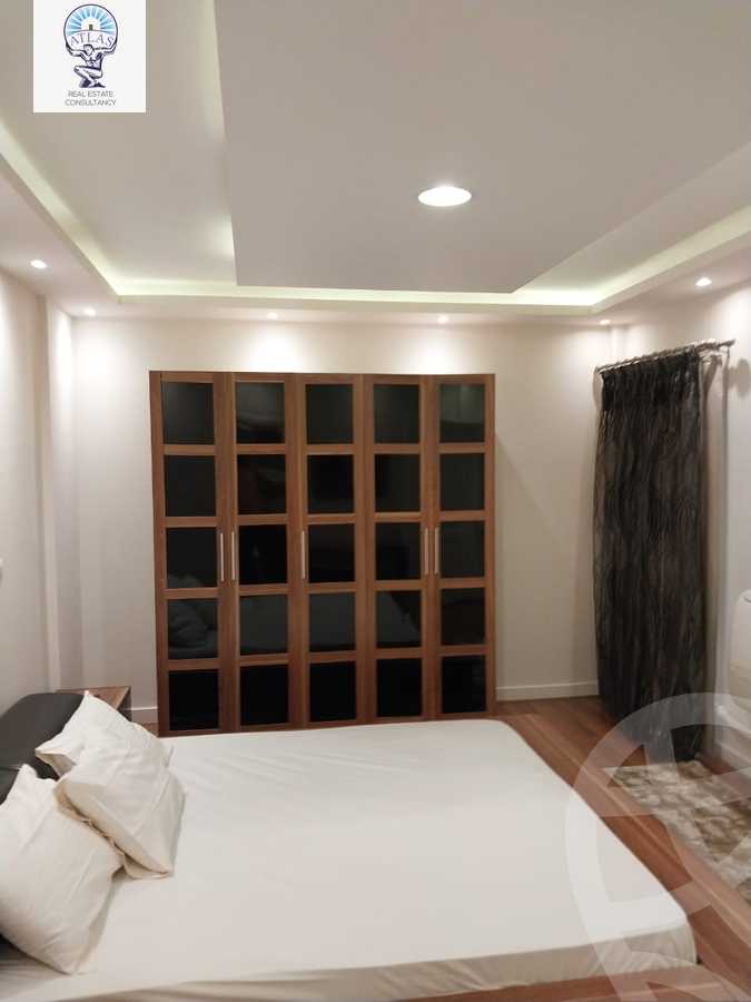 https://aqarmap.com.eg/en/listing/5900585-for-rent-cairo-new-cairo-lrhb-city-phase-1-ahmed-rami-st