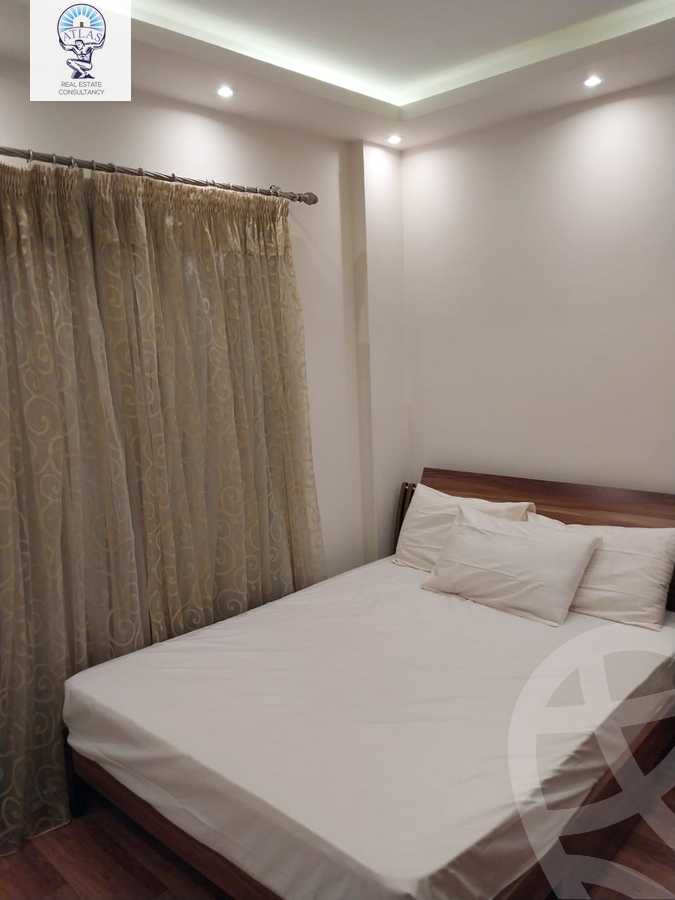 https://aqarmap.com.eg/en/listing/5900585-for-rent-cairo-new-cairo-lrhb-city-phase-1-ahmed-rami-st