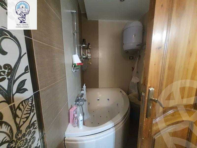 https://aqarmap.com.eg/en/listing/5907077-for-sale-cairo-new-cairo-el-banafsg-el-banafsag-omarat-al-gabri-st