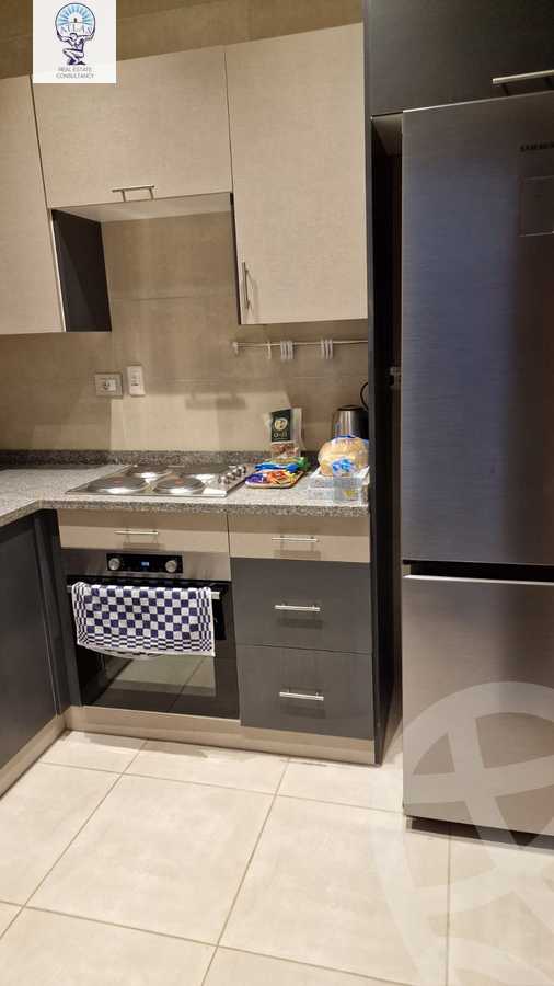 https://aqarmap.com.eg/ar/listing/5917947-for-rent-cairo-new-cairo-compounds-hyde-park-centre-ville-hyde-park