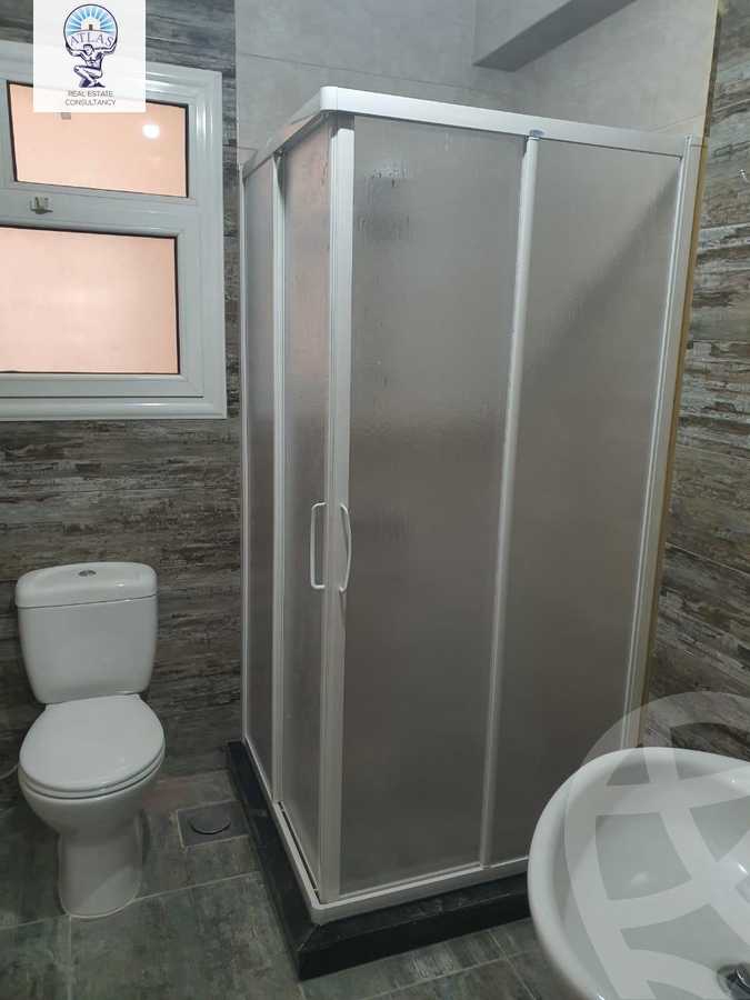 https://aqarmap.com.eg/en/listing/5918113-for-rent-cairo-new-cairo-compounds-mountain-view-hyde-park