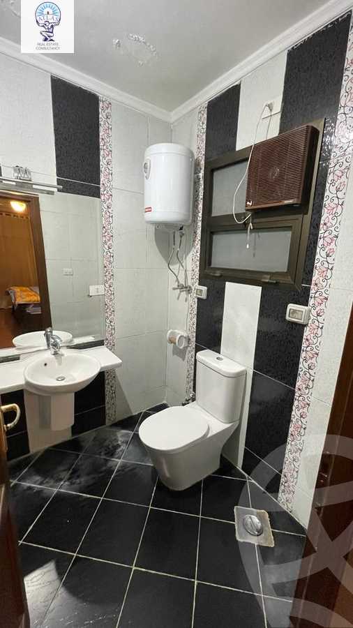 https://aqarmap.com.eg/en/listing/5918281-for-rent-cairo-new-cairo-lrhb-city-phase-1-ahmed-rami-st