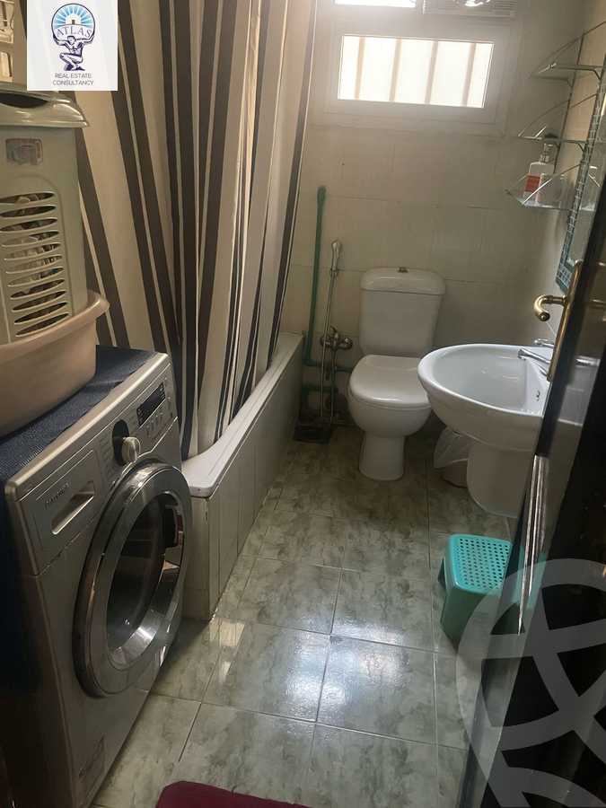 https://aqarmap.com.eg/en/listing/5918394-for-rent-cairo-new-cairo-lrhb-city-phase-1-ahmed-rami-st