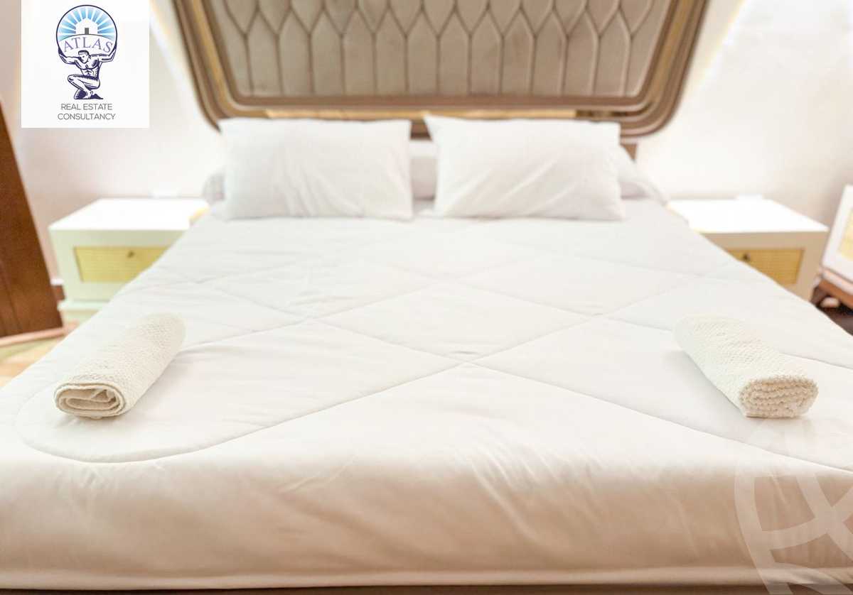 https://aqarmap.com.eg/en/listing/5918544-for-rent-cairo-new-cairo-compounds-hyde-park-centre-ville-hyde-park