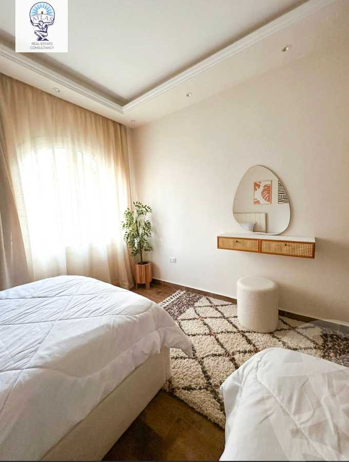 https://aqarmap.com.eg/en/listing/5918544-for-rent-cairo-new-cairo-compounds-hyde-park-centre-ville-hyde-park