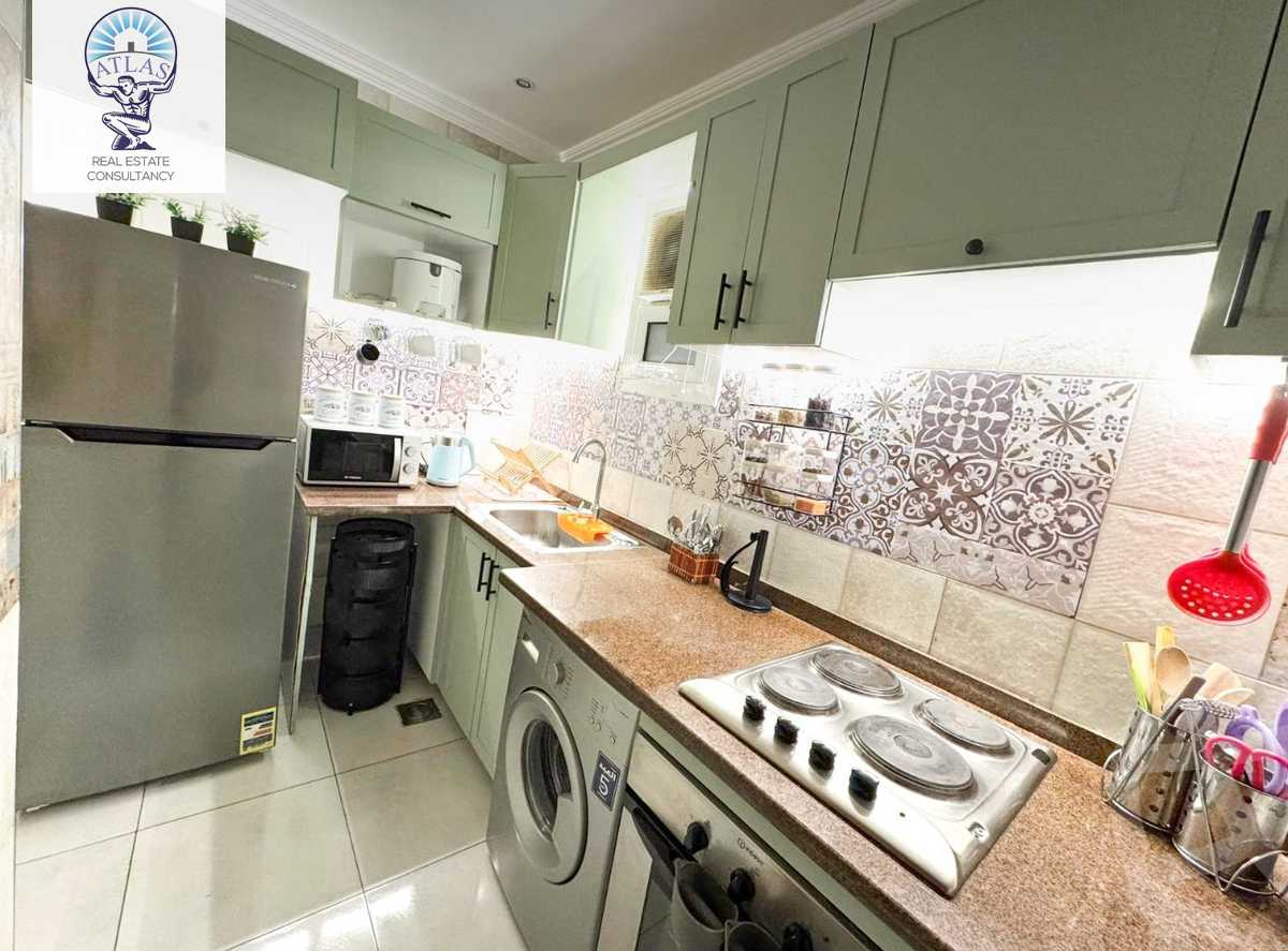 https://aqarmap.com.eg/en/listing/5918544-for-rent-cairo-new-cairo-compounds-hyde-park-centre-ville-hyde-park