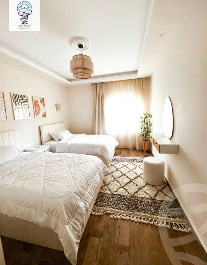 https://aqarmap.com.eg/en/listing/5918544-for-rent-cairo-new-cairo-compounds-hyde-park-centre-ville-hyde-park