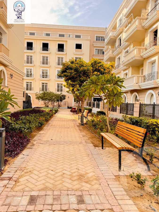 https://aqarmap.com.eg/en/listing/5918544-for-rent-cairo-new-cairo-compounds-hyde-park-centre-ville-hyde-park
