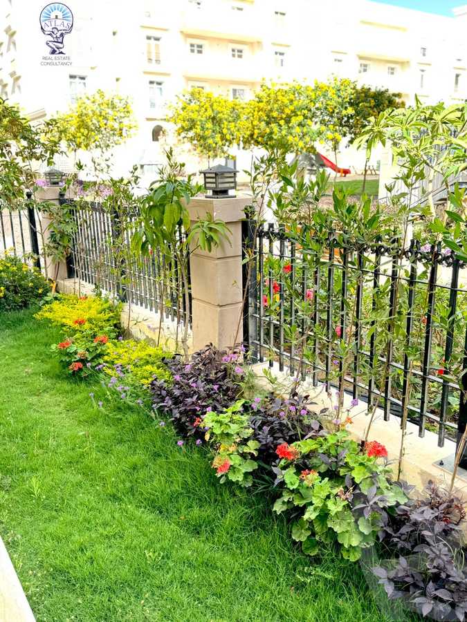 https://aqarmap.com.eg/en/listing/5918544-for-rent-cairo-new-cairo-compounds-hyde-park-centre-ville-hyde-park