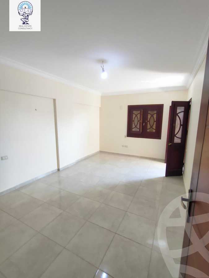 https://aqarmap.com.eg/ar/listing/5919890-for-rent-cairo-new-cairo-el-yassamin-el-yasmeen-3-mohamed-rahim-st
