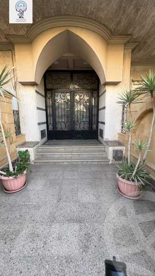 https://aqarmap.com.eg/en/listing/5931891-for-sale-cairo-new-cairo-gharb-arabila-doctor-hani-maher-st