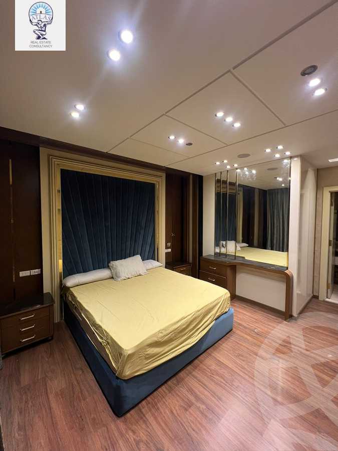 https://aqarmap.com.eg/en/listing/5936120-for-sale-cairo-new-cairo-el-ahyaa-fifth-neighborhood-street-28