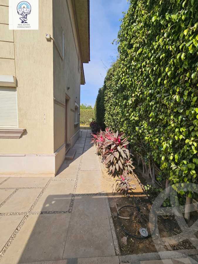 https://aqarmap.com.eg/en/listing/5940794-for-rent-cairo-new-cairo-compounds-moon-valley