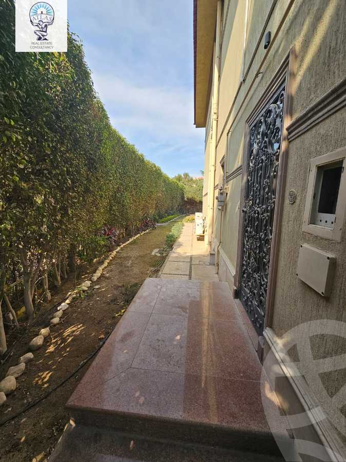 https://aqarmap.com.eg/en/listing/5940794-for-rent-cairo-new-cairo-compounds-moon-valley