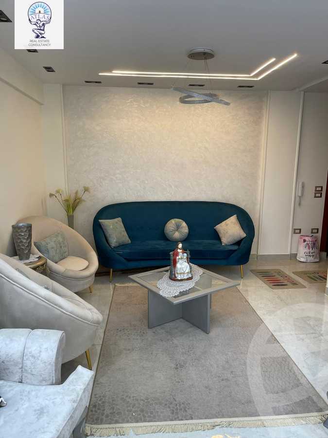 https://aqarmap.com.eg/ar/listing/5941154-for-rent-cairo-new-cairo-compounds-galleria-moon-valley