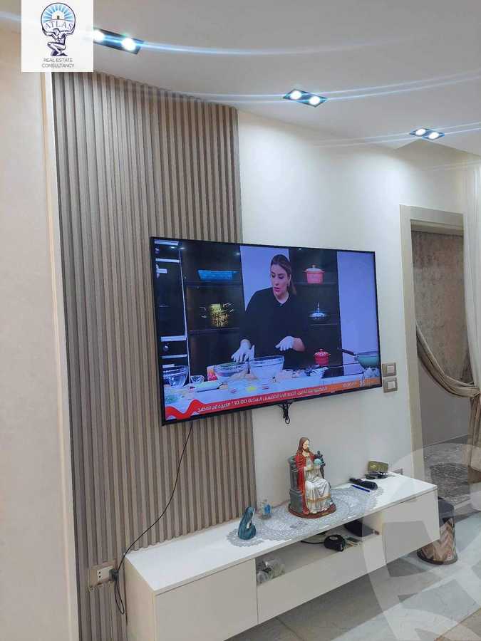 https://aqarmap.com.eg/ar/listing/5941154-for-rent-cairo-new-cairo-compounds-galleria-moon-valley