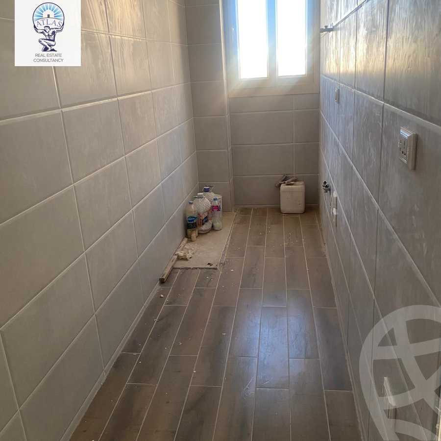 https://aqarmap.com.eg/ar/listing/5941168-for-rent-cairo-new-cairo-compounds-hadayek-el-fedaa