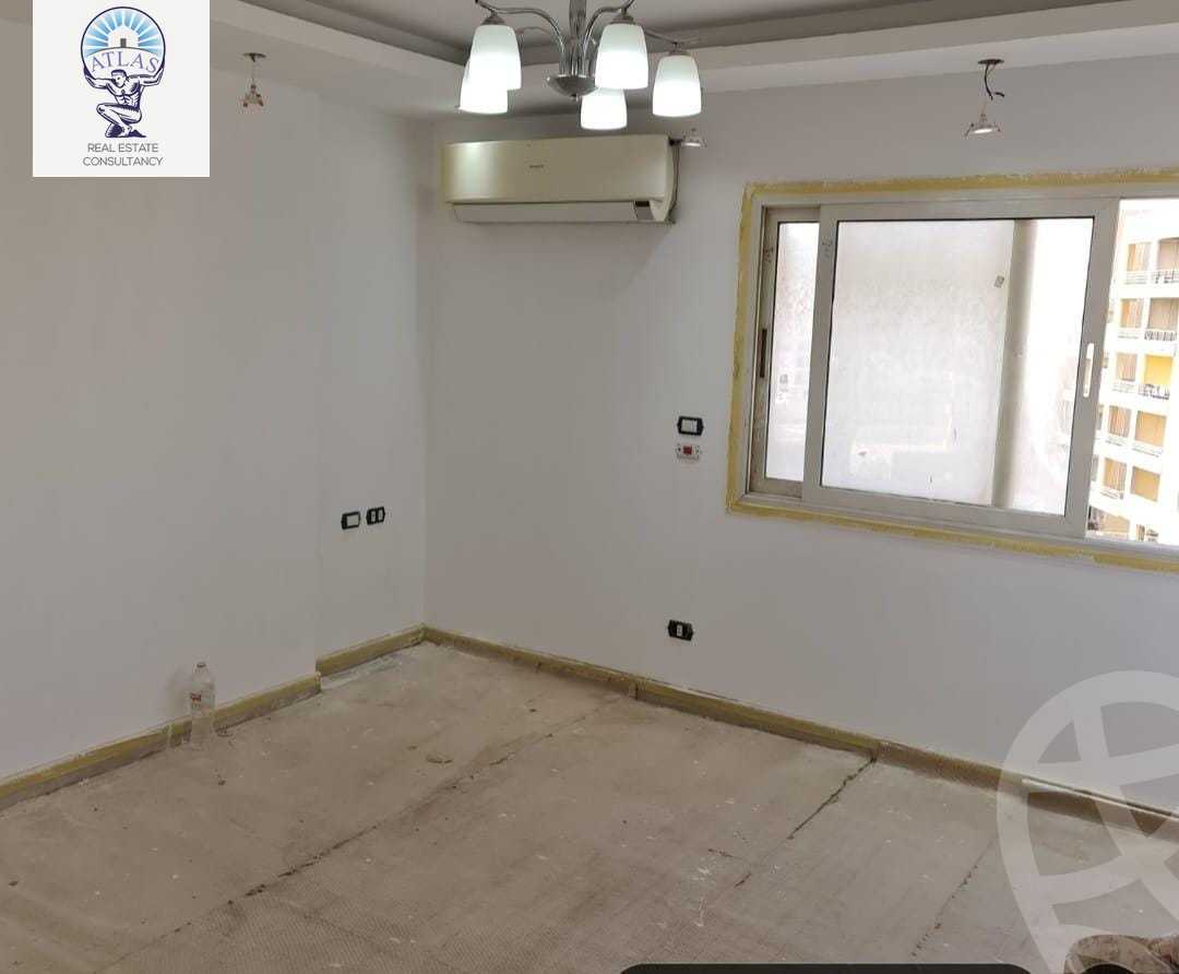 https://aqarmap.com.eg/ar/listing/5941189-for-rent-cairo-new-cairo-compounds-the-square