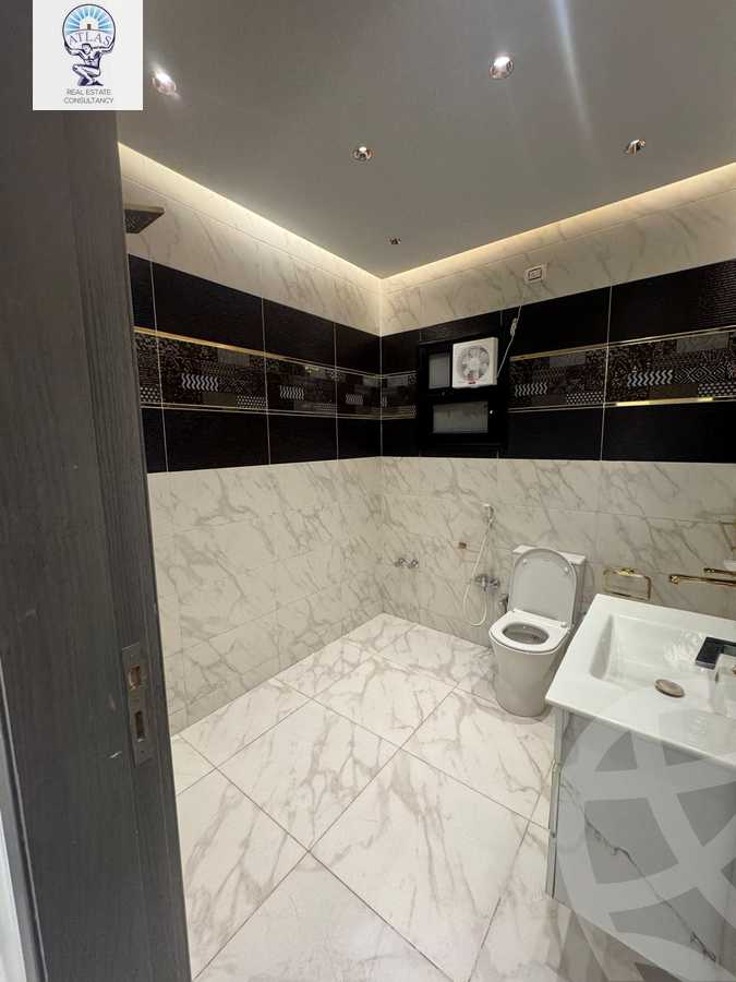 https://aqarmap.com.eg/en/listing/5941336-for-rent-cairo-new-cairo-compounds-hayati-residence