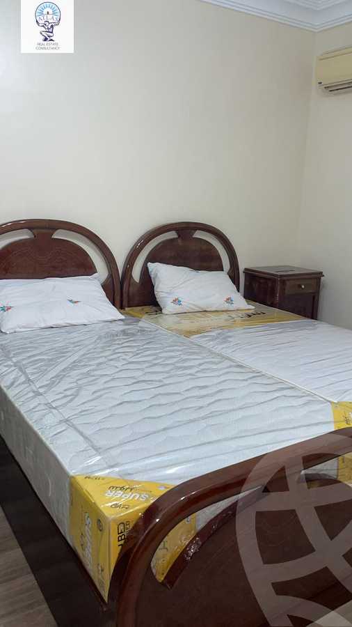 https://aqarmap.com.eg/ar/listing/5945332-for-rent-cairo-new-cairo-first-settlement-neighbourhood-7-el-shaheed-abdul-aziz-atef-st
